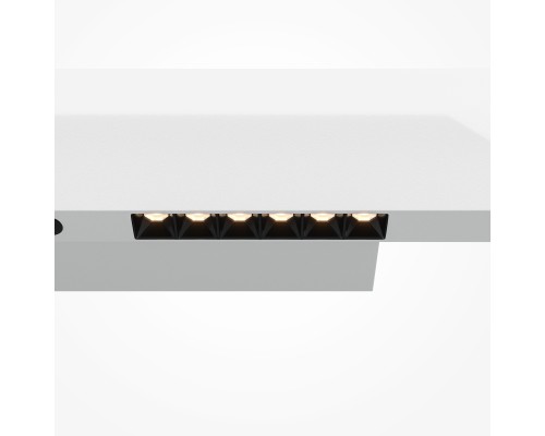 Настенный светильник (бра) Maytoni MOD276WL-L8W3K