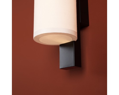 Настенный светильник (бра) Freya FR5625WL-L10B