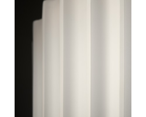 Настенный светильник (бра) Freya FR5437WL-L7W