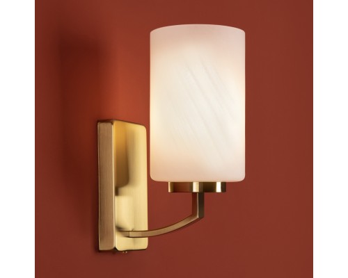 Настенный светильник (бра) Freya FR2059WL-01BS