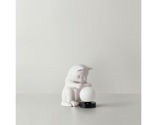 Настольный светильник Freya FR5607TL-01W