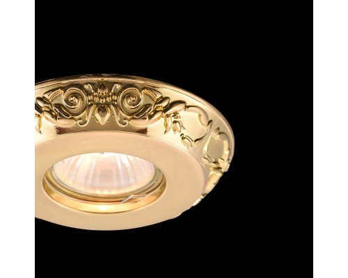 Встраиваемый светильник Maytoni DL300-2-01-G