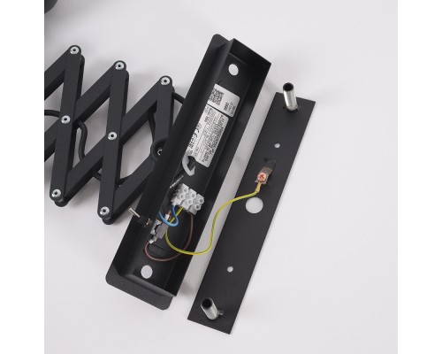 Настенный светильник Nowodvorski Harmony Black 9890