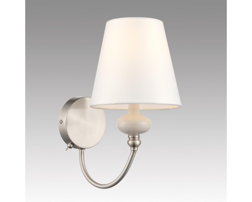 8283/1W CLASSI LN26 051 никель/белый, металл/керамика/текстиль Бра Е14 1*40W 220V KENTUKI