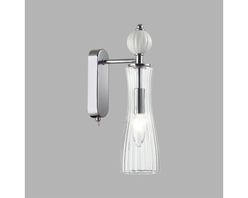 8268/1W NEOCLASSI хром/белый/прозрачный, металл/керамика/стекло Бра Е14 1*40W 220V EMILY