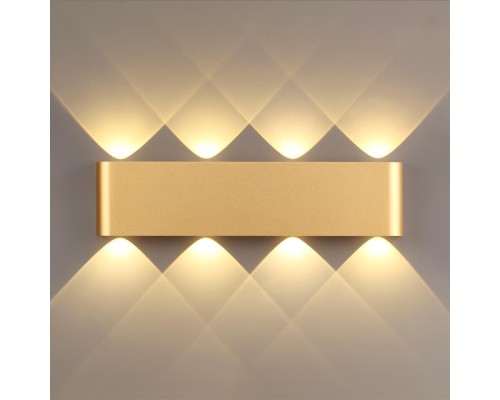 Накладной светодиодный светильник Odeon Light 3893/8WL Magnum золотистый LED 8 Вт 3000K