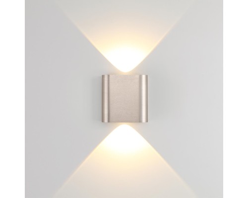 7106/2WL HIGHTECH ODL26 Настенный светильник светильник матовый никель/металл IP20 LED 2W 3000K 220V MAGNUM