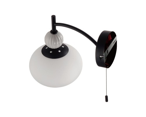 8273/1W NEOCLASSI черный/серый/белый, металл/керамика/стекло Бра Е14 1*40W 220V GLORIYA