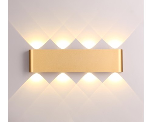 Накладной светодиодный светильник Odeon Light 3893/8WL Magnum золотистый LED 8 Вт 3000K