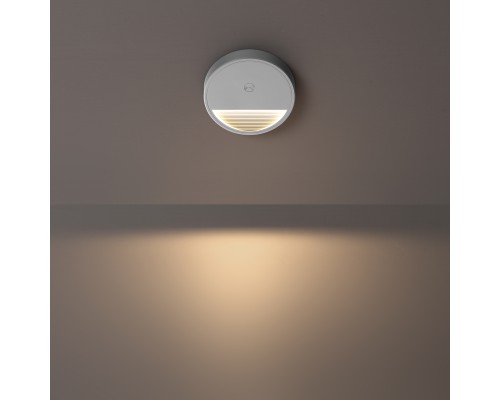 359707 OVER NT25 434 белый Светильник накладной сенсорный для лестниц IP20 LED 0.4W 3000К 1000mAh Li-ion, 5V VESPERA