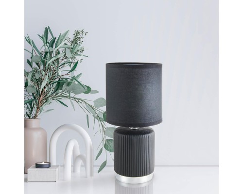 8179/1T COUNTY LN25 000 черный, керамика/текстиль Настольная лампа E14 1*40W 220V KAISA