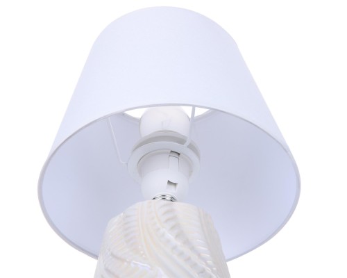 8212/1T CLASSI LN25 белый жемчужный/белый, керамика/текстиль Настольная лампа Е27 1*60W 220V SINNA