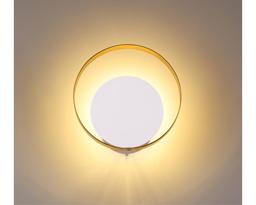 Накладной светодиодный светильник Odeon Light 3899/7WW Mondy белый LED 7 Вт 3000K