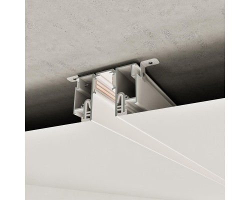 135327 NT25 000 белый Шинопровод для монтажа в натяжной потолок 3м (CLAMP) IP20 48V FLUM