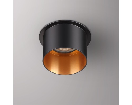 Встраиваемый светильник Novotech 370431 Butt черный GU10 50 Вт