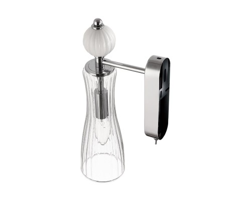 8268/1W NEOCLASSI хром/белый/прозрачный, металл/керамика/стекло Бра Е14 1*40W 220V EMILY