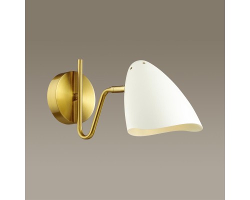 4540/1W MODERNI LN21 000 латунь, белый Бра E14 40W 220V MADISON