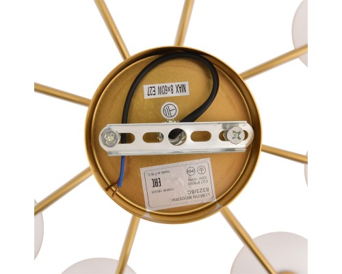 8323/8C MODERNI LN латунь/белый, металл/стекло/дерево Люстра потолочная E27 8*60W 220V LARINA