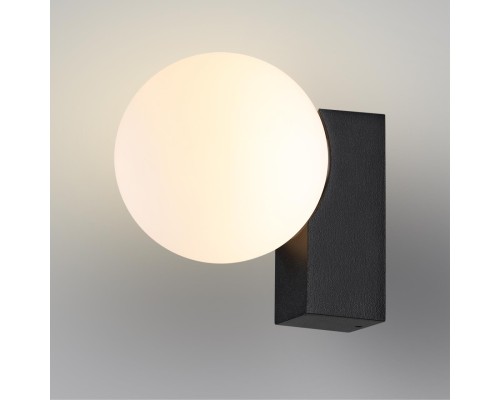 7124/1W NATURE ODL25 Фасадный светильник белый/стекло/металл IP65 LED 1*G9 LED*5W  220-240V VIVA