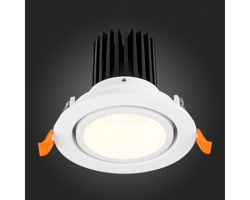 ST705.538.10 Св-к встр. Белый LED 1*10W 3000K 750Lm Ra>90 38° IP20 D102xH85 170-240V Встраиваемые светильники