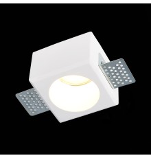 ST252.508.01 Св-к встр. из гипса Белый GU10 1*50W  IP20 L80xW80xH52 180-240V Без ламп Встраиваемые светильники
