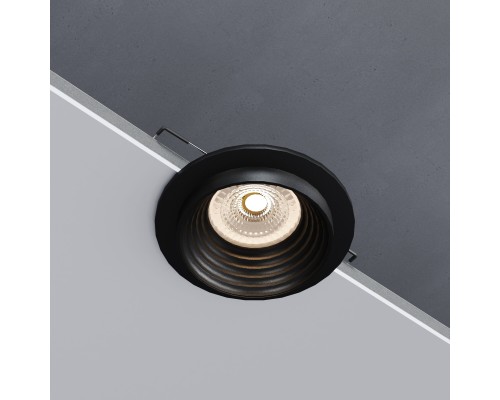 Встраиваемый точечный светильник 25007/01