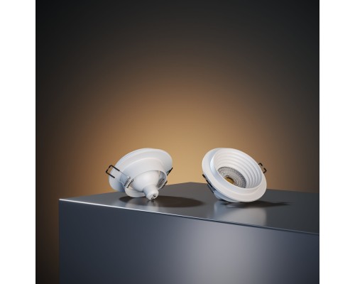 Встраиваемый точечный светильник 25007/01