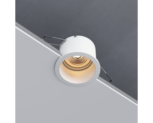 Встраиваемый точечный светильник 25002/01