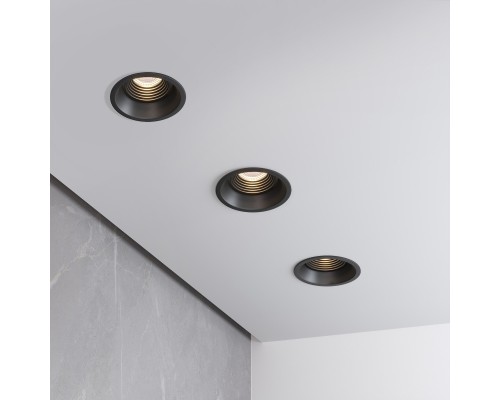 Светильник встраиваемый Punto черный 25016/01