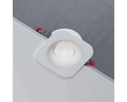 Светильник встраиваемый светодиодный с антибликовой решеткой Tetro 10W 4000K белый IP44 15276/LED