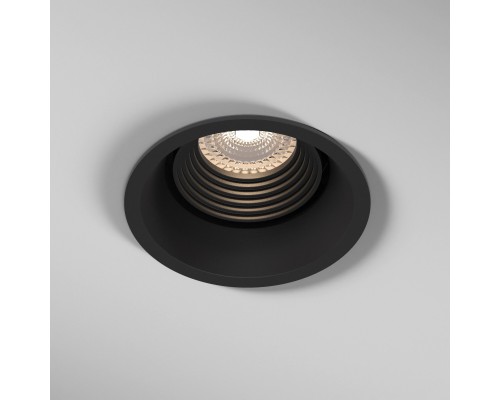 Светильник встраиваемый Punto черный 25016/01