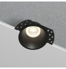 Светильник встраиваемый Renzo черный 25020/01