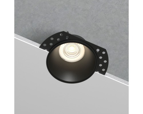 Светильник встраиваемый Renzo черный 25020/01