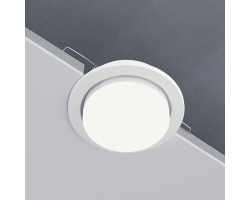 Встраиваемый точечный светильник 1035 GX53 WH белый