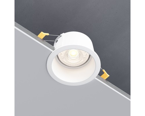 Встраиваемый точечный светильник 25008/01