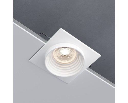 Встраиваемый точечный светильник 25006/01