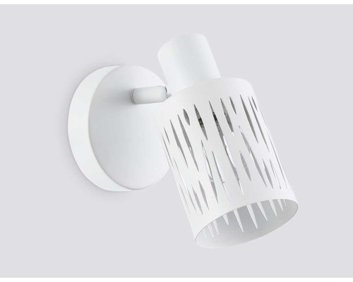 Настенно-потолочный спот Ambrella light TRADITIONAL TR8663