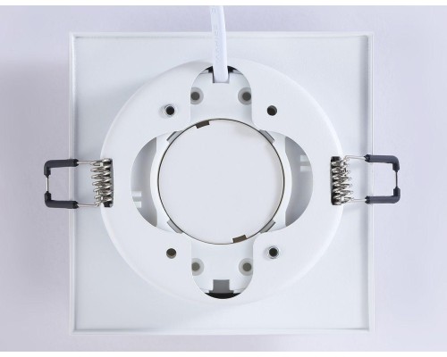 Встраиваемый светильник Ambrella Light Techno Spot GX53 Acrylic tech TN5230