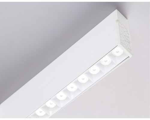 Накладной светодиодный светильник Ambrella light Techno Spot Move TA1825