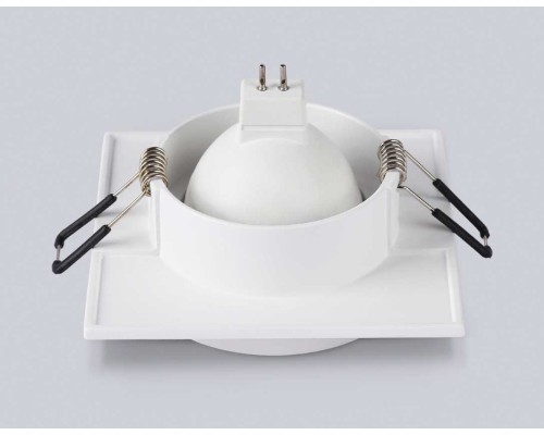 Светильник встраиваемый Ambrella Light TN30709