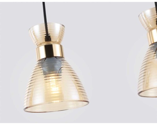 Светильник подвесной со стеклянными плафонами Ambrella light Traditional TR3404