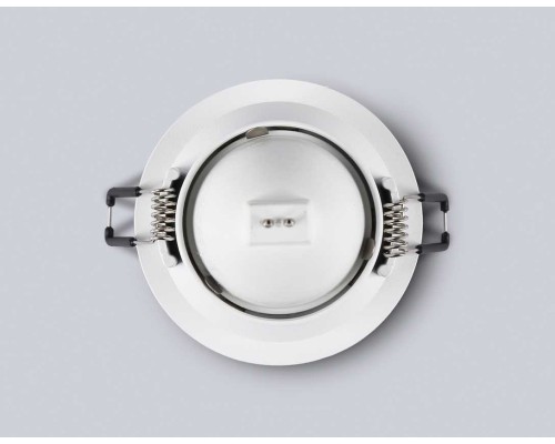 Светильник встраиваемый Ambrella Light TN102805