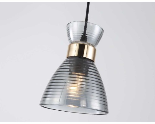 Светильник подвесной со стеклянным плафоном Ambrella light Traditional TR3406