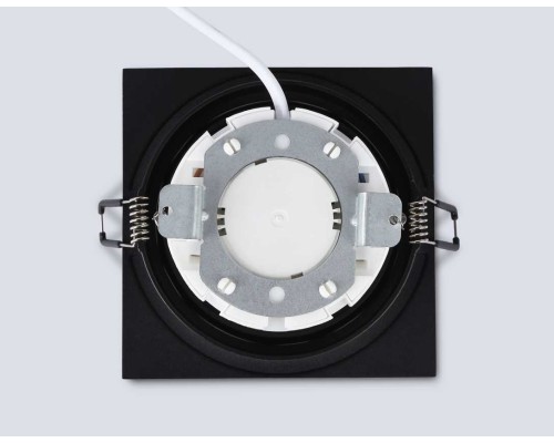 Светильник встраиваемый Ambrella Light TN51825