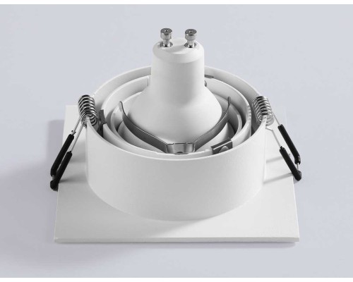 Встраиваемый точечный светильник  Ambrella light TECHNO SPOT TN102757