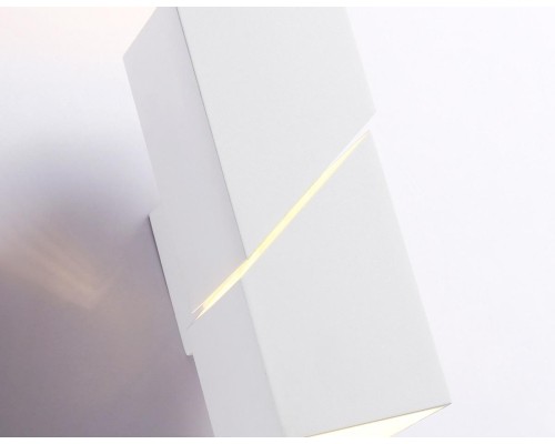 Настенный светильник Ambrella light Wallers Wall FW2474