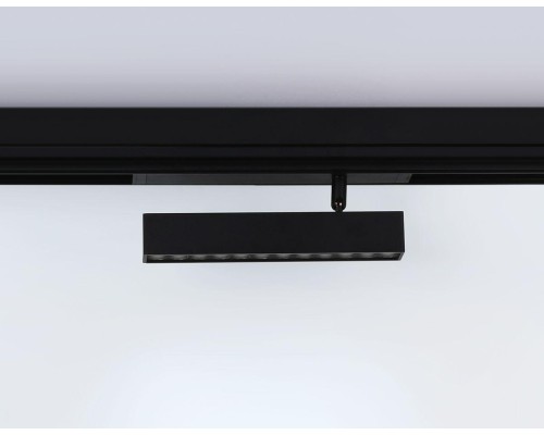 Трековый светодиодный светильник Ambrella Light Track System Magnetic 220V GL1342