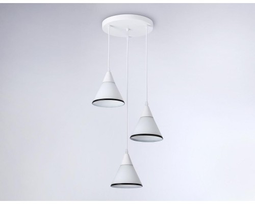 Подвесная люстра Ambrella light Traditional Modern TR3167
