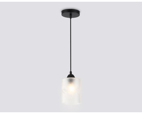 Светильник подвесной со стеклянным плафоном Ambrella light Traditional TR3409