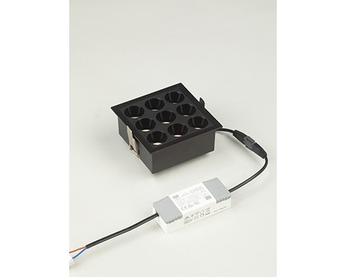 Встраиваемый черный LED светильник с драйвером, 18Вт, 4000К,  24°, 1365лм